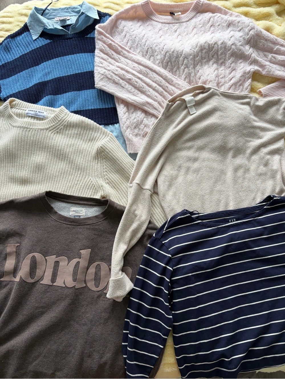 Bundle of 6 crewnecks,sweaters, etc